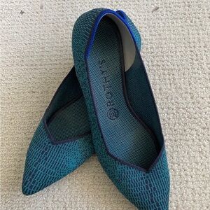 Rothy's Blue Knit Flats Sleek Minimalist Design